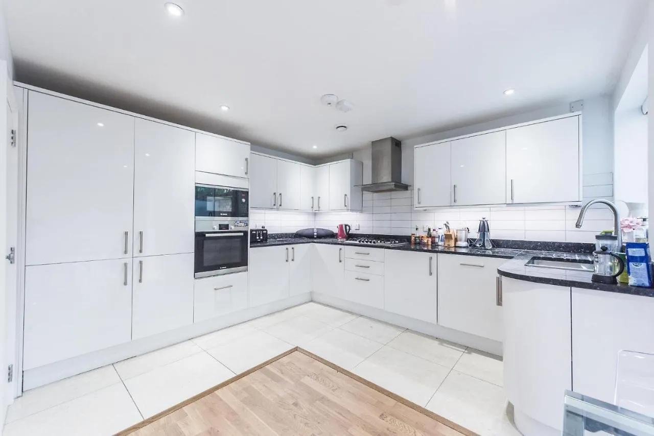 3 Benbow Mews Apartment London United Kingdom